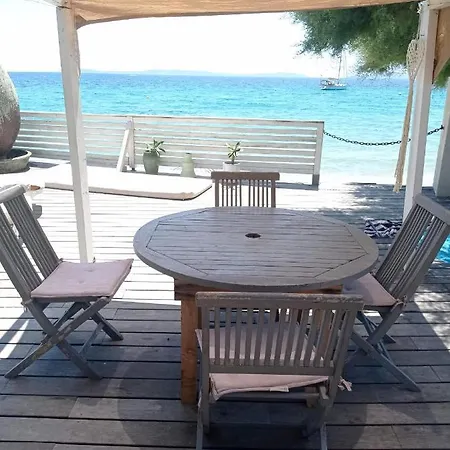 Villa De 300 M2 Sur La Plage De Cavaliere - Piscine, Plage Privees Et Acces Direct -