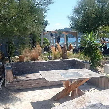 De 300 M2 Sur La Plage De Cavaliere - Piscine, Plage Privees Et Acces Direct - Villa *